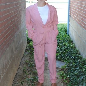 Pink Vintage two piece pantsuit🌸